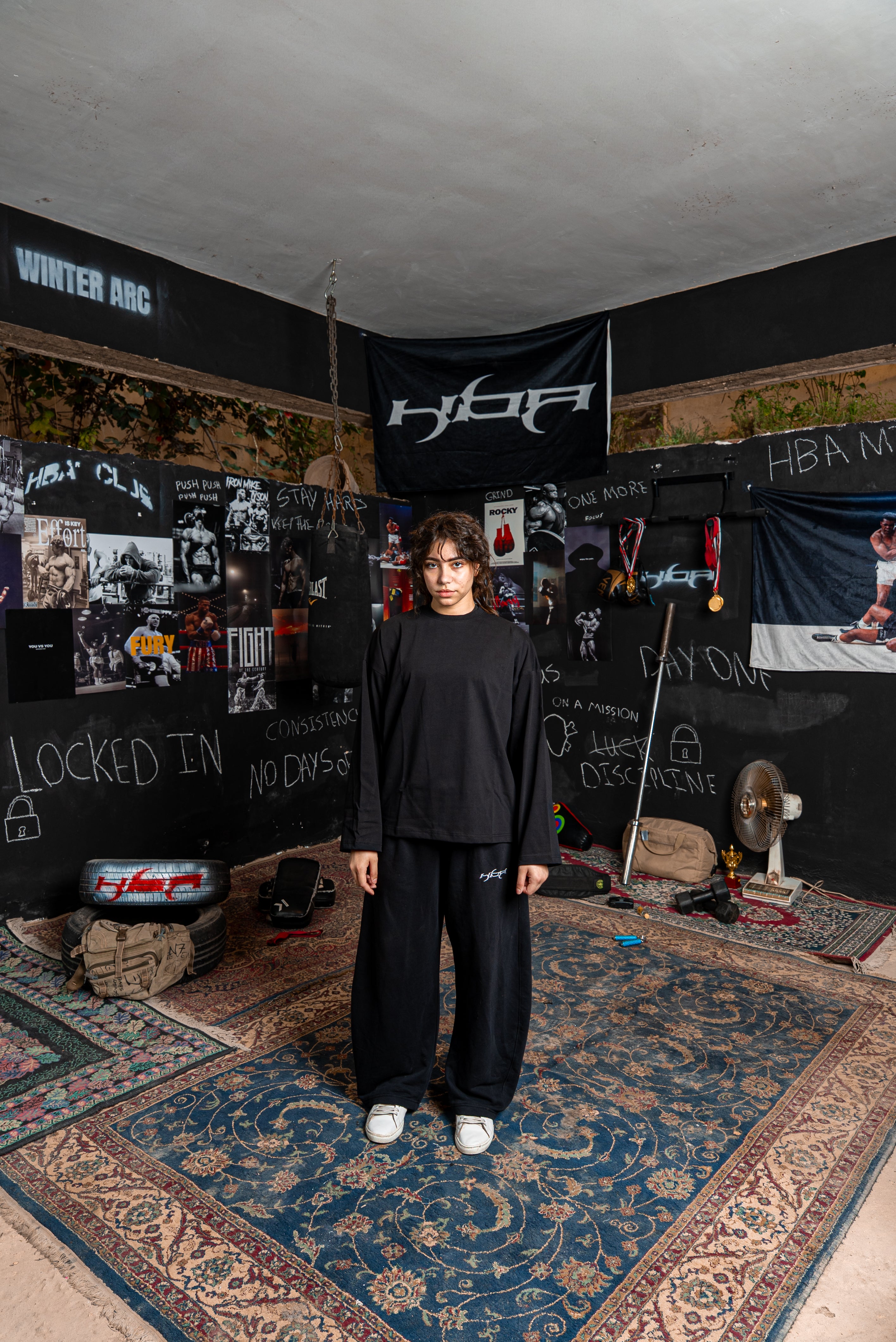 BLACK HBA-CLUB CREWNECK