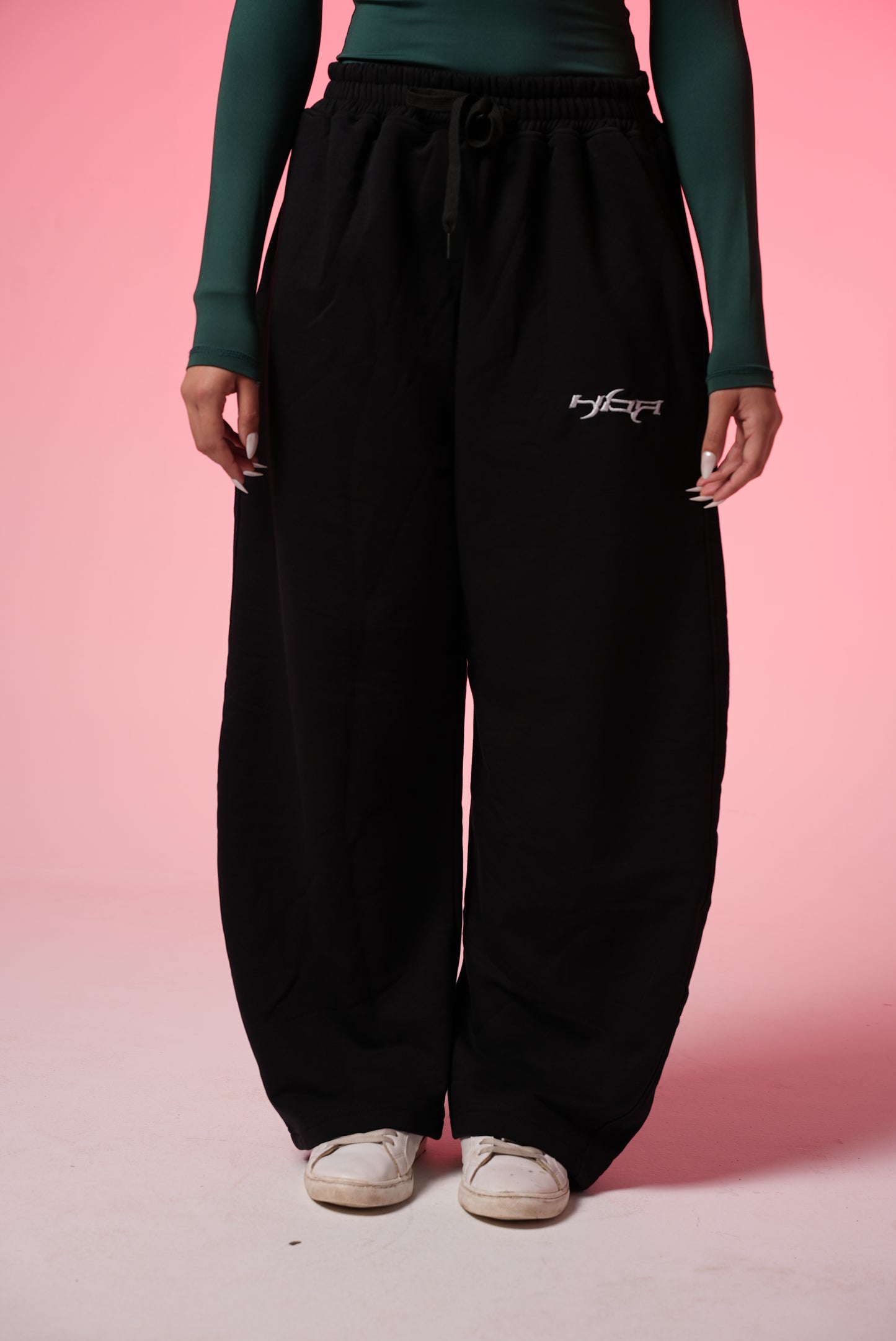 Black basic pants