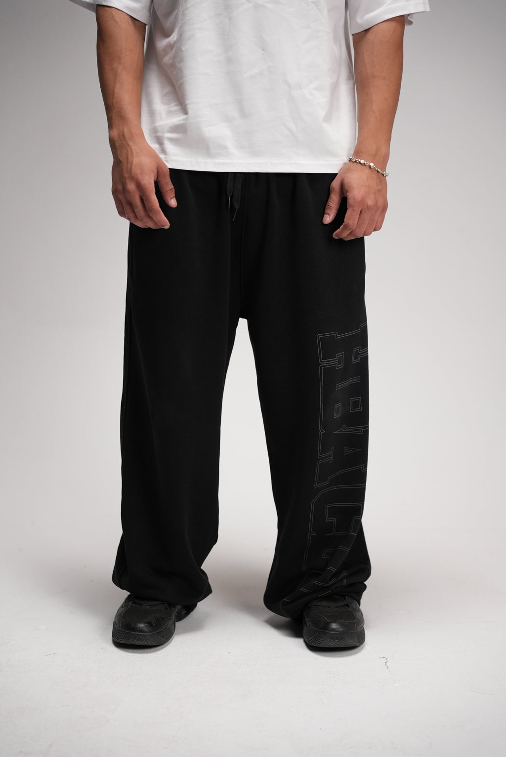 HBA CLUB pants