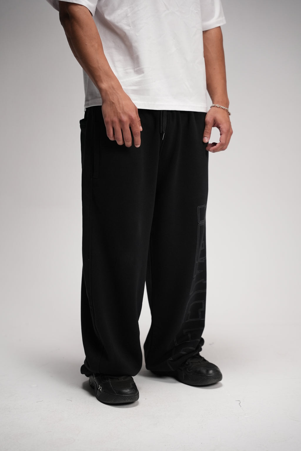 HBA CLUB pants