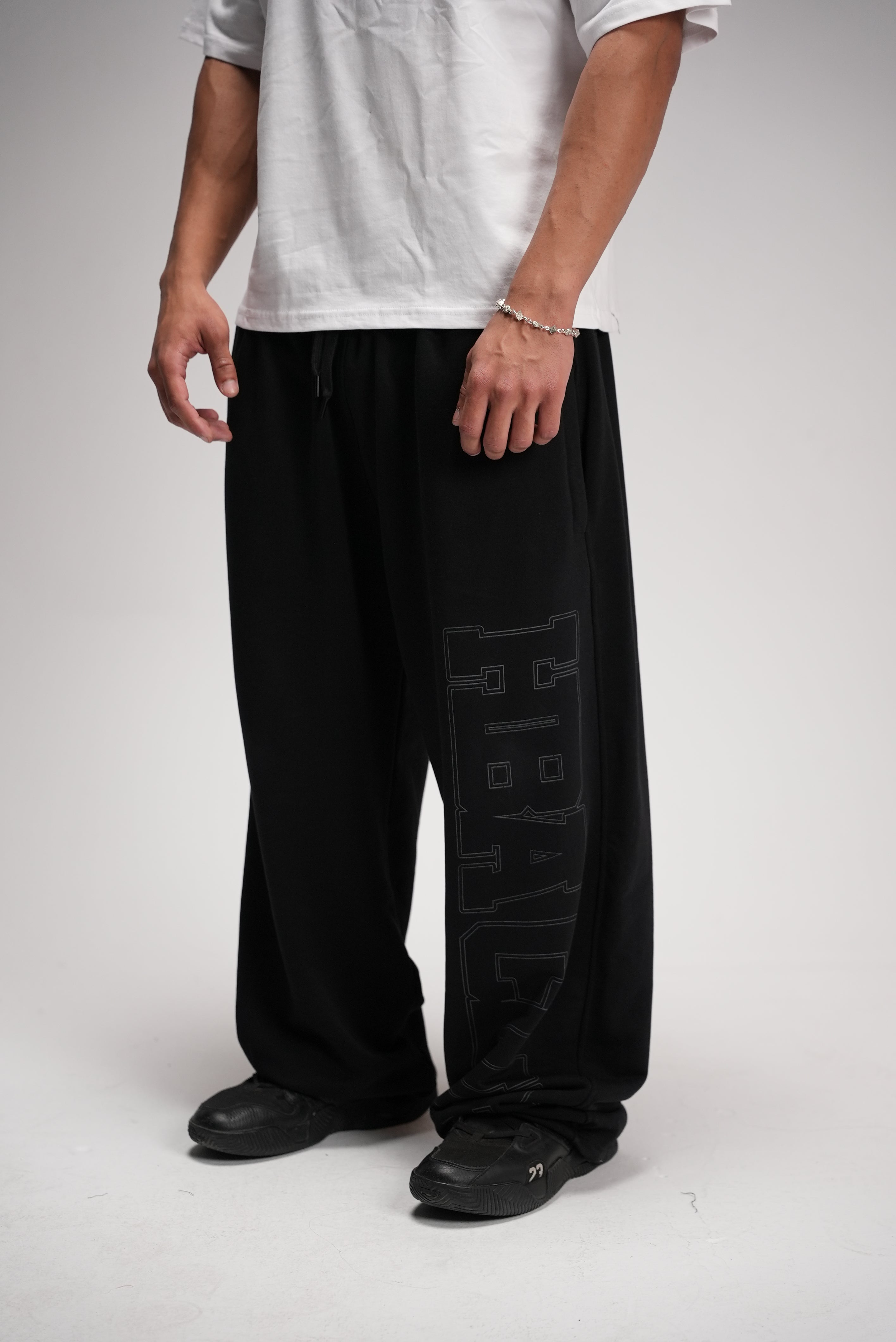 HBA CLUB pants