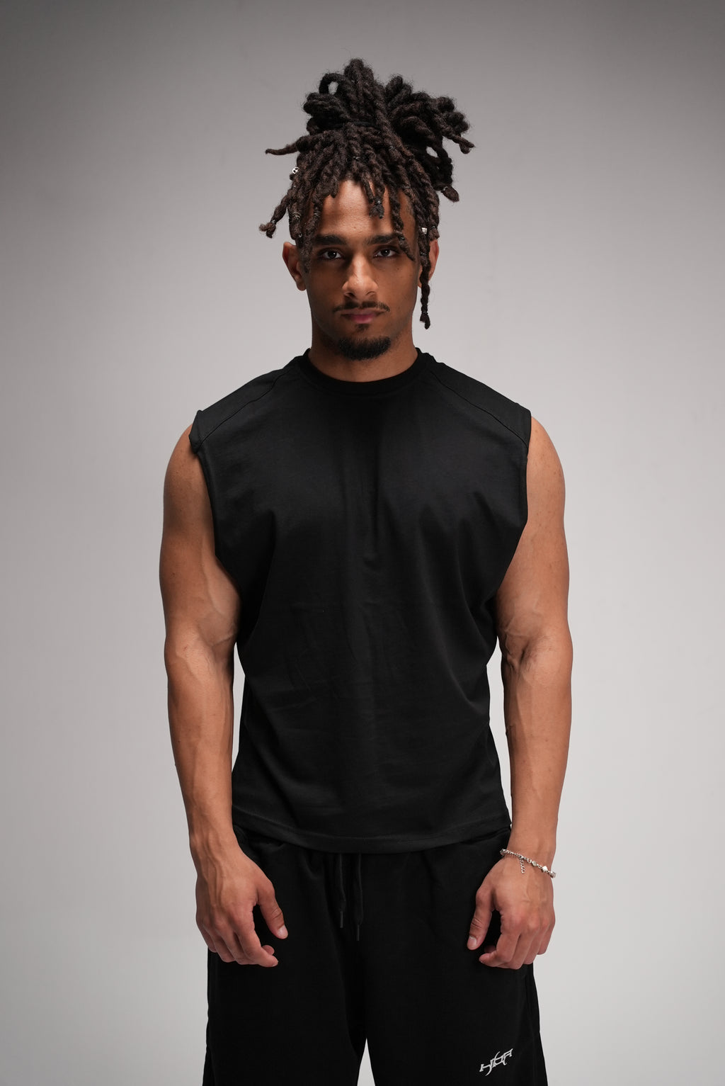 Black Vertical HBA CLUB Cutoff