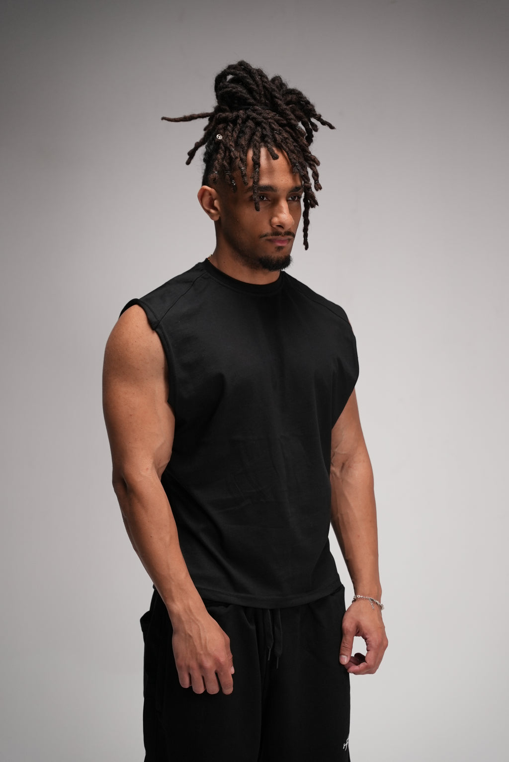 Black Vertical HBA CLUB Cutoff