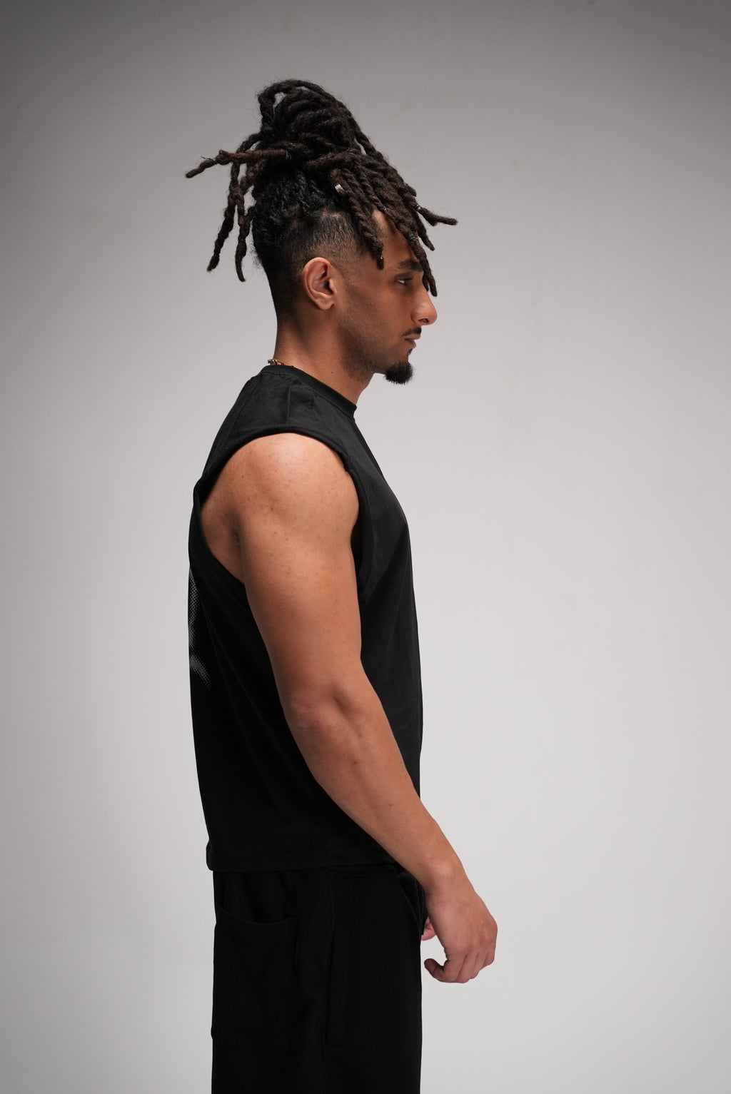 Black Vertical HBA CLUB Cutoff