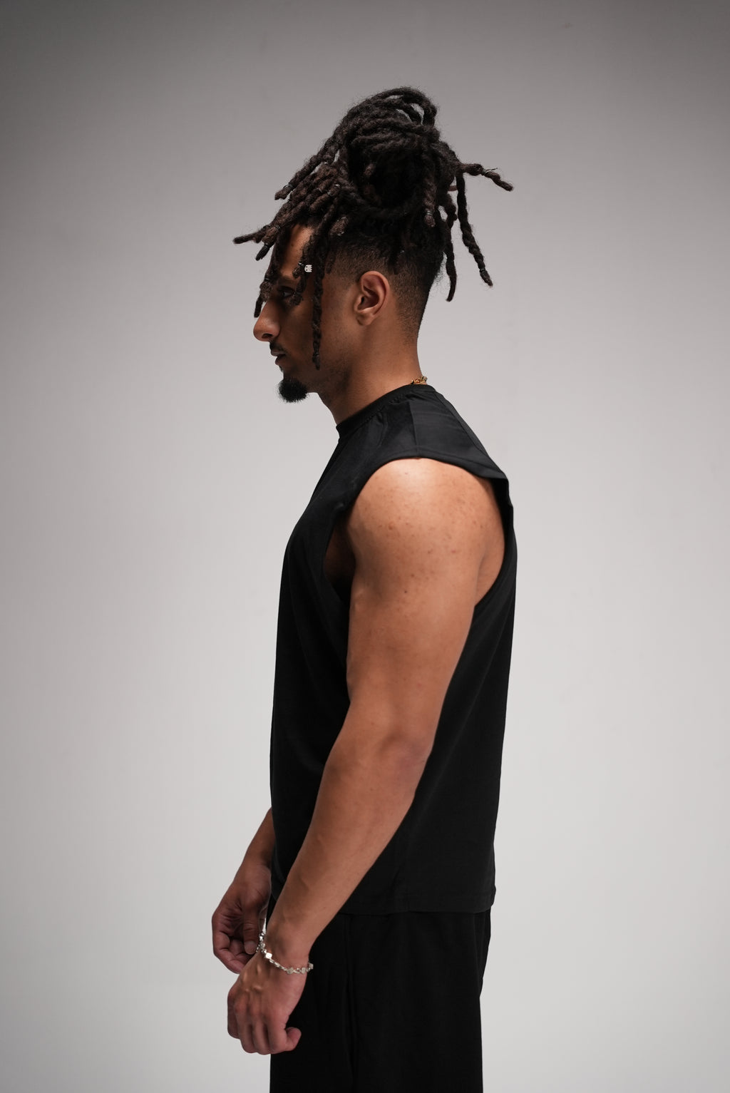 Black Vertical HBA CLUB Cutoff