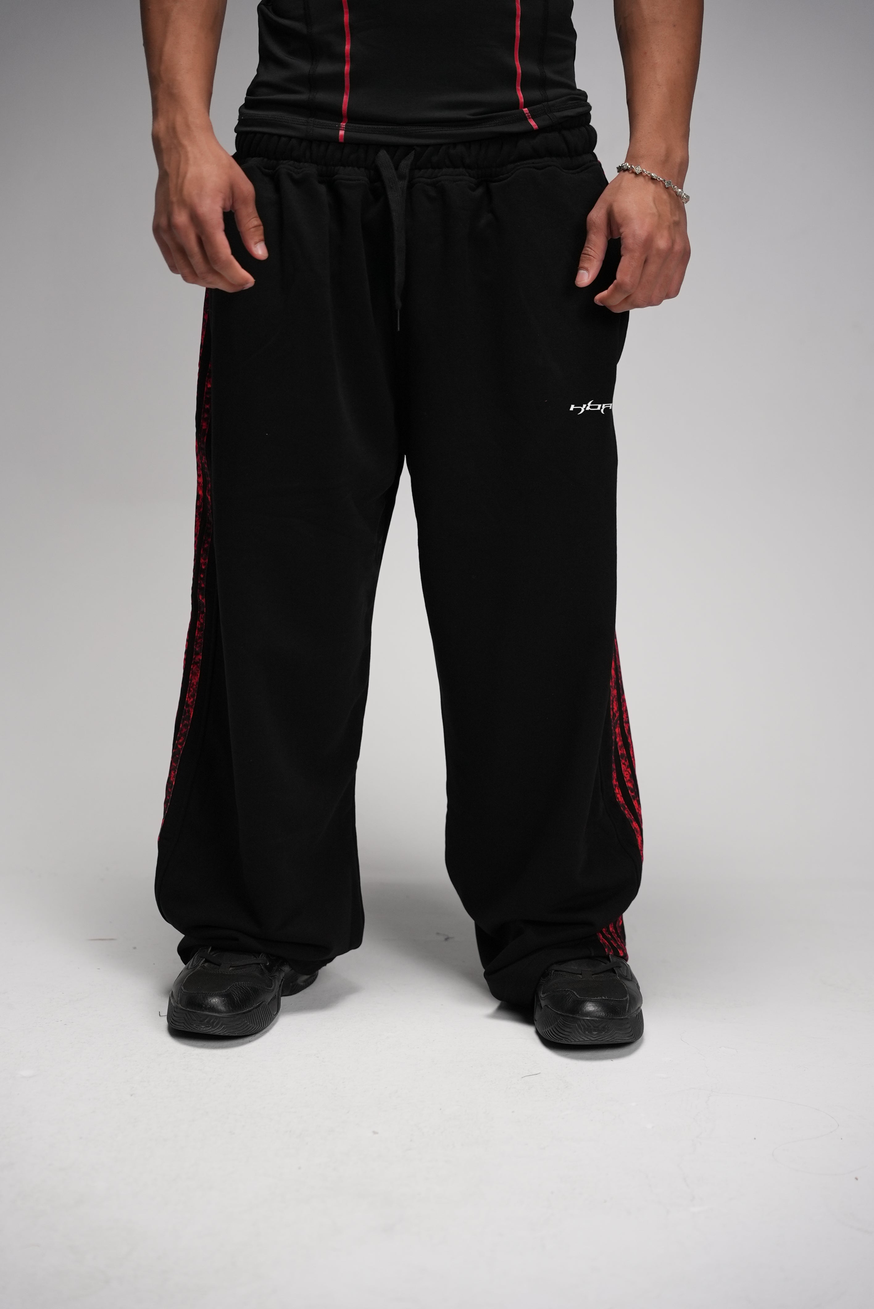 Snake pants