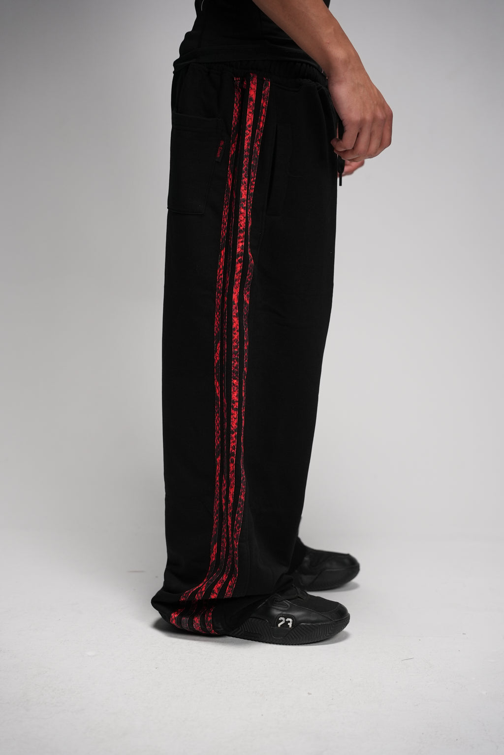 Snake pants