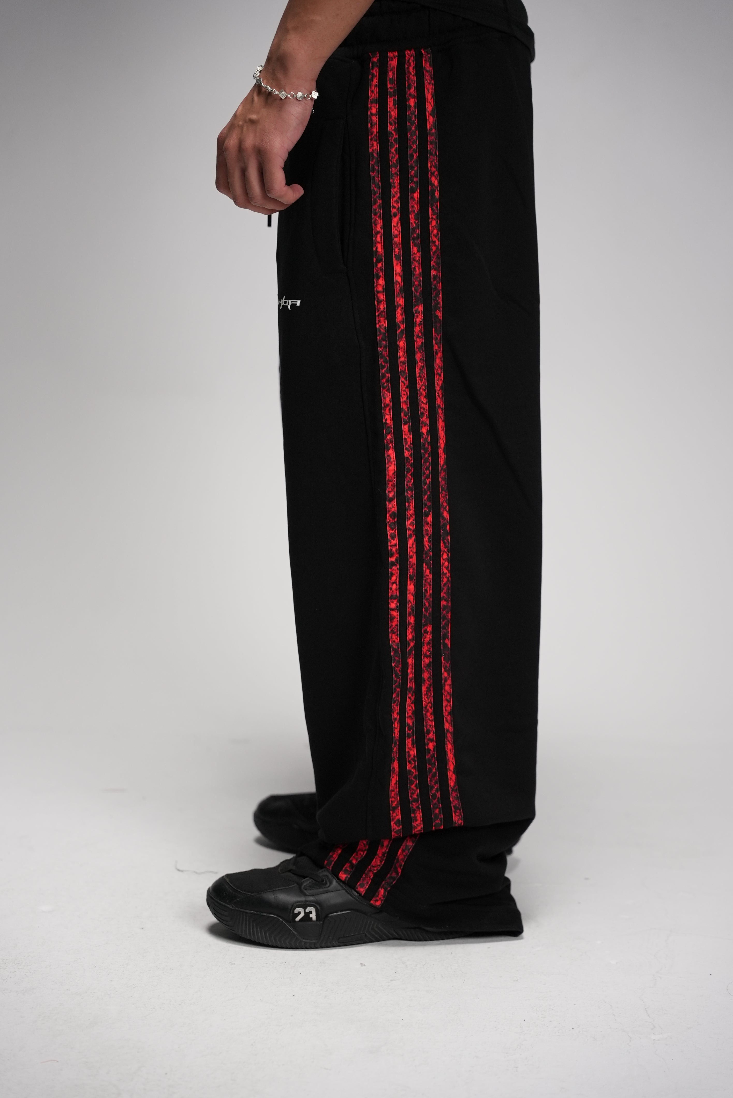 Snake pants